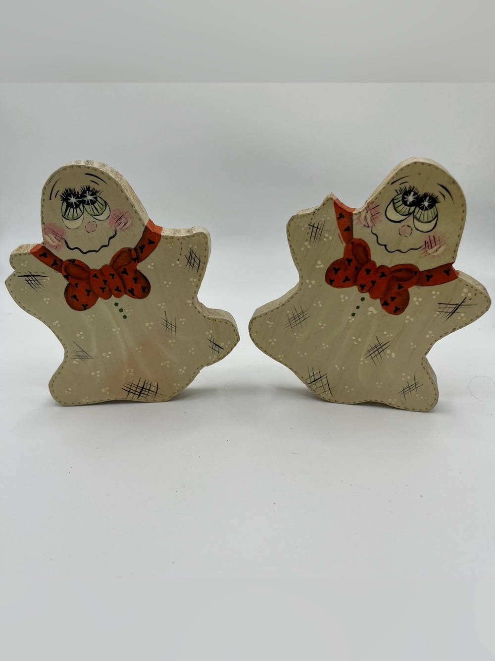 Vintage Handmade Painted Wooden Halloween Ghost Figurines - Set of 2